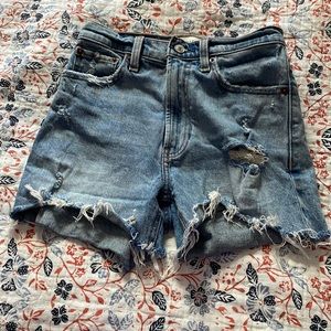 Abercrombie & Fitch High Rise ripped shorts
